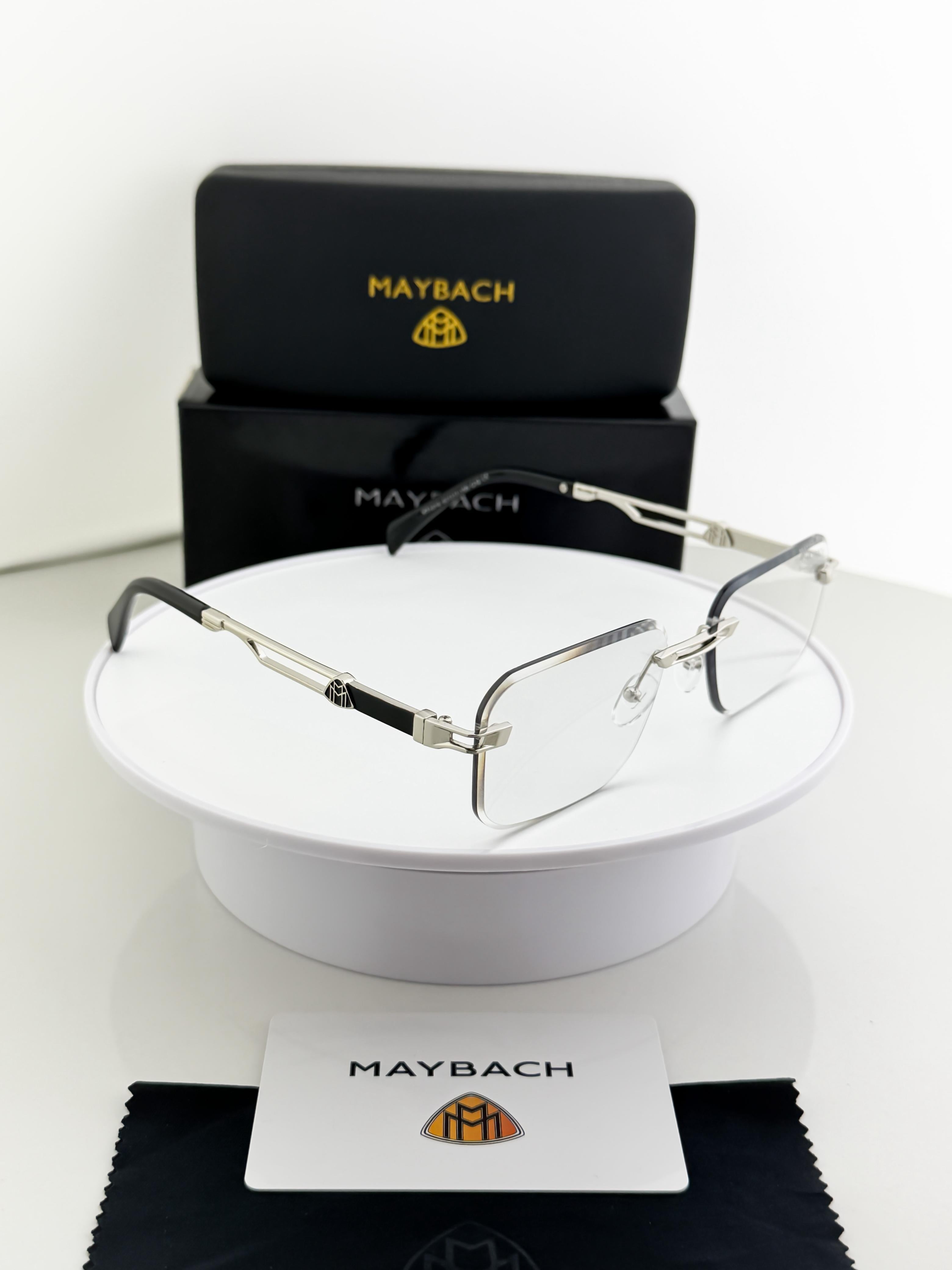 MAY  SILVER BLACK 1016